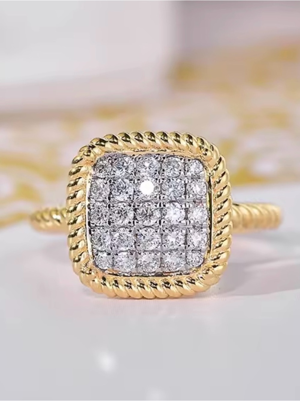 18k Pave Ring